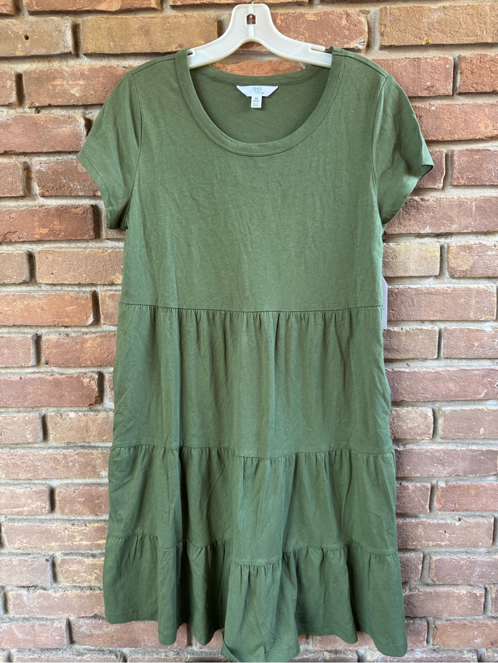 Time and Tru Women’s Olive Green Tiered Short Sleeve Dress